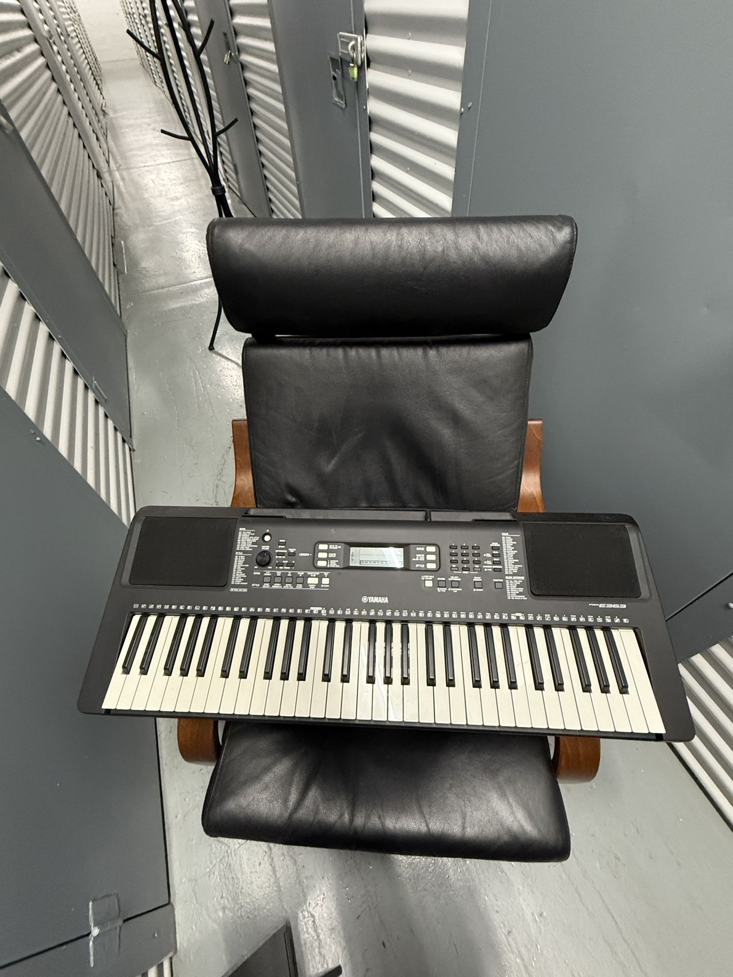 Yamaha PSR-E363 Keyboard