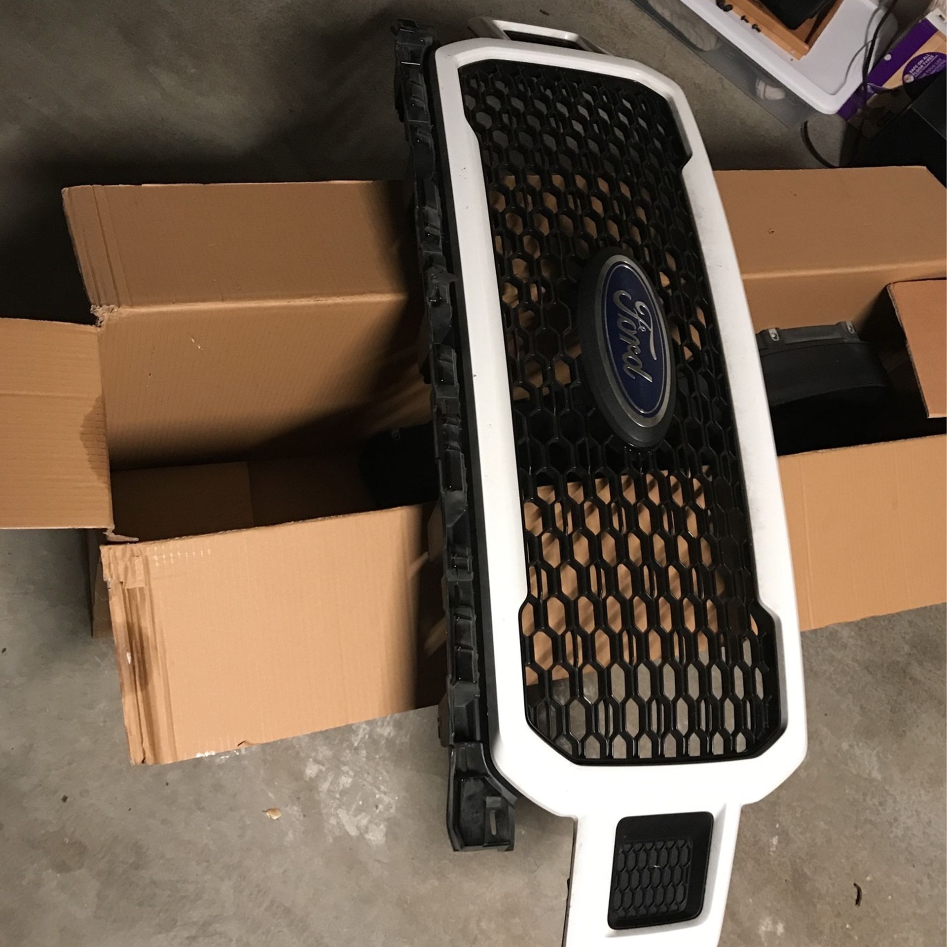 Ford honey Comb Grill