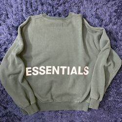 Essentials FW18 Forest Green Sweater (M)