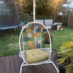 Hanging Egg Chair With Stand