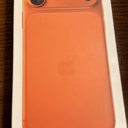 BRAND NEW UNLOCKED iPhone 17 Pro Max Cosmic Orange 2TB