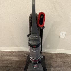 Hoover Windtunnel Vacuum 