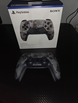 PLAYSTATION 5 CONTROLLER