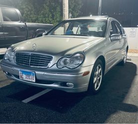 2004 Mercedes-Benz C-Class
