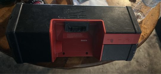 Milwaukee M12 M18 Bluetooth Job Site Speaker