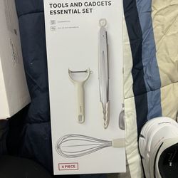 Tools And Gadgets Essential Set 