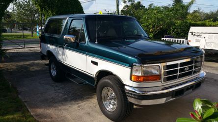 1995 Ford Bronco