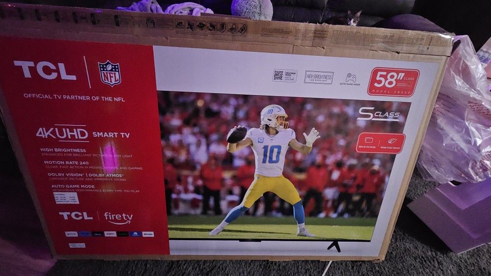 Brand new/unused 58" tcl smart TV