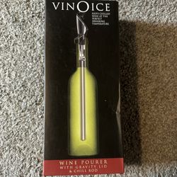 Wine Pourer