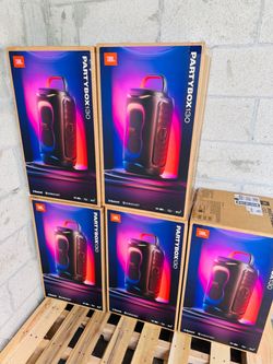 🔊 JBL PartyBox 130 – Potencia y diversión donde quieras 🔊  Lleva tus fiestas al siguiente nivel con la nueva JBL PartyBox 130. Disfruta de un sonido