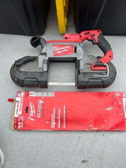 Milwaukee M18 Bandsaw