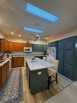 Kitchen cabinet Refinish-New color