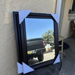 Mirror 22.5x28.5 