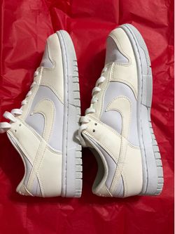 👟 Nike Dunk Low Women’s Size 8 – Photon Dust/Sail