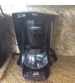 Coffee maker auto grind