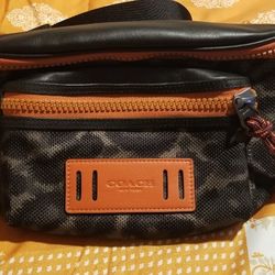 COACH Men's Crossbody Bag