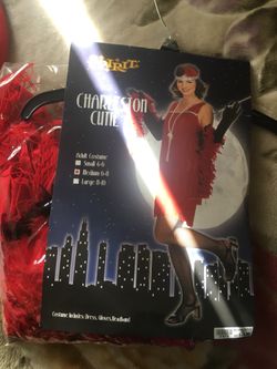 Costume