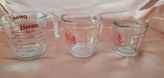 3 Measuring Cups