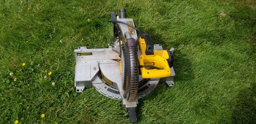 De Walt table chap saw