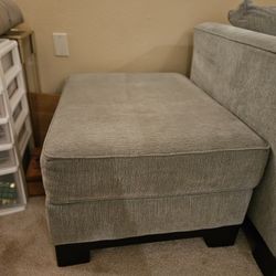 Like New Grey Ottoman 