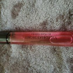 New Victoria's Secret Bombshell Roller