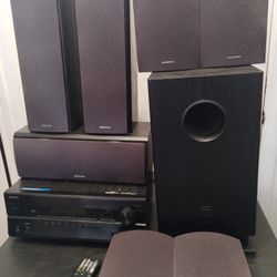 Onkyo TX SR608 7.2 Channel 700 Watt Receiver - Speakers 