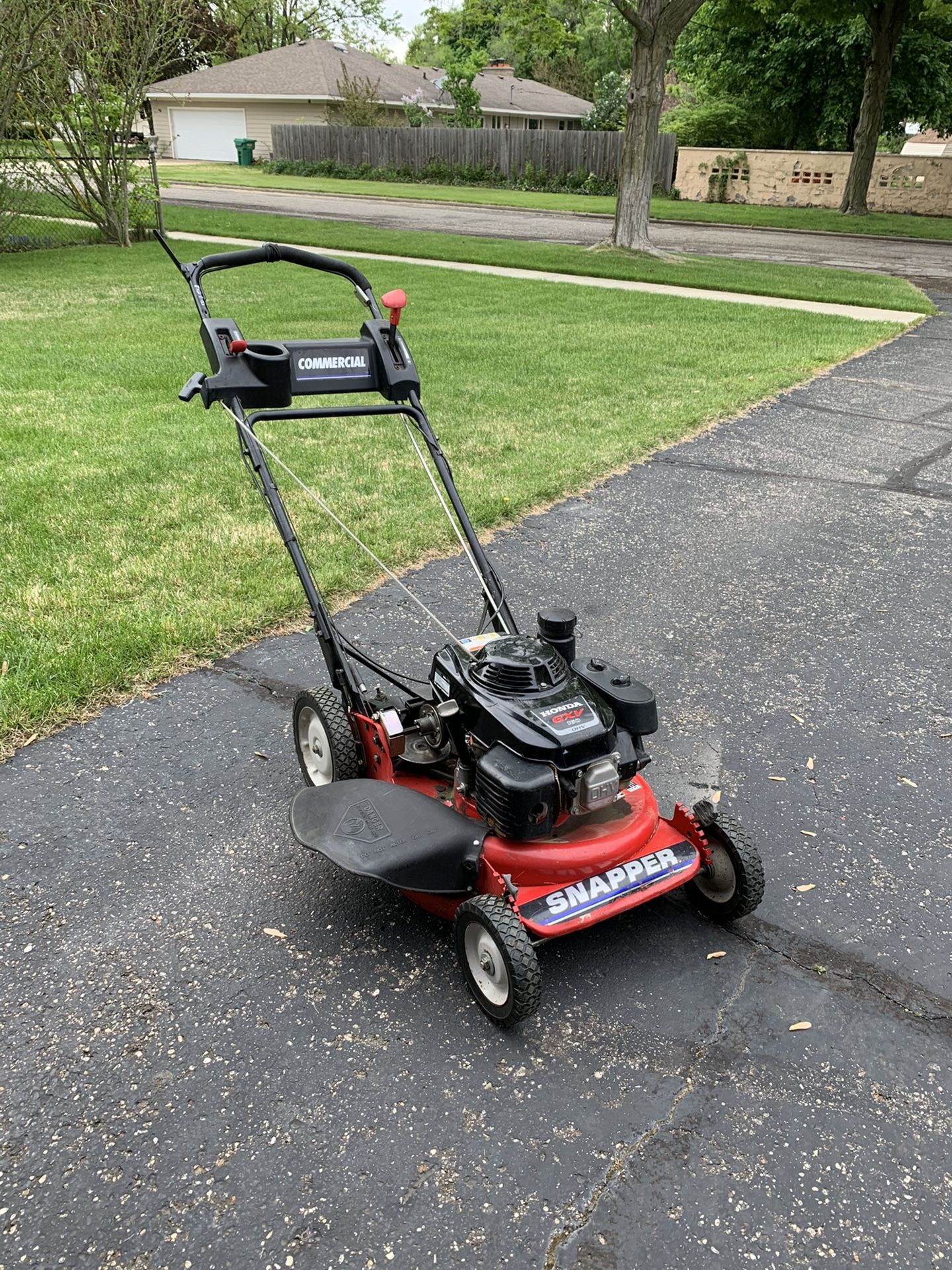 Snapper Commercial Lawn Mower