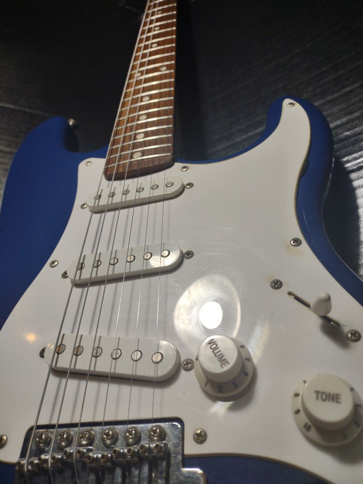 '09 SSS Strat Squier Fender Guitar EXC* Pro fret-level setup Spa perfect now 135!& Ebony