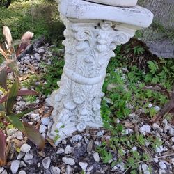 Beautiful Pedestal Stand