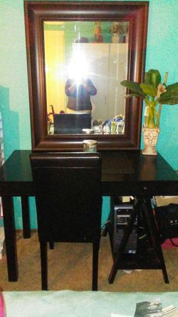 Desk The Wood