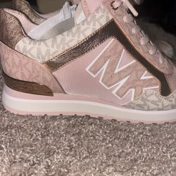 Michael Kors blush pink sneakers – Women’s