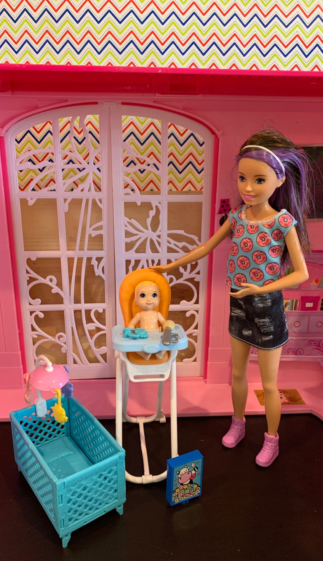 Barbie Skipper Babysitter Inc. Doll and Playset