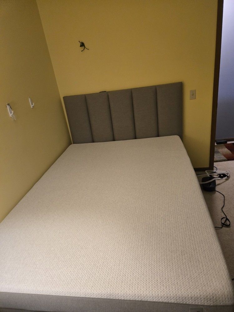 Sleep Number C2 Bed Queen with Frame and Headboard