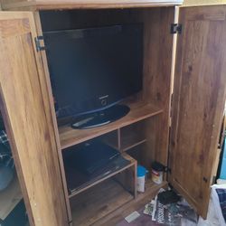 TV Hutch
