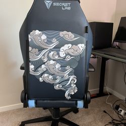 Secretlab TITAN™ Evo chair