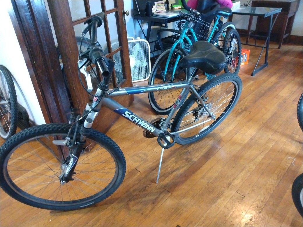 Schwinn Mountain Bike Super Cheap!!!!!