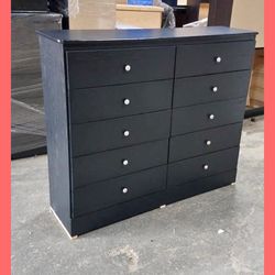 Ten drawers dresser