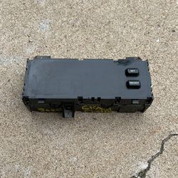 1993 Through 1995 Jeep Grand Cherokee Control Center