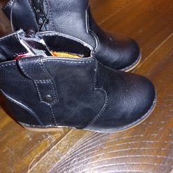 Toddler Girl Boots Size 7 $15