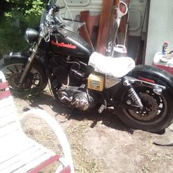 Harley Davidson Sportster 883