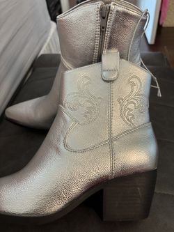 Women’s Boots
