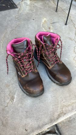 Women’s Wolverine steel toe boots