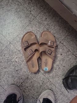 Woodstock Leather Soft Sandals Size 6