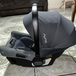 Nuna Pipa Car Seat