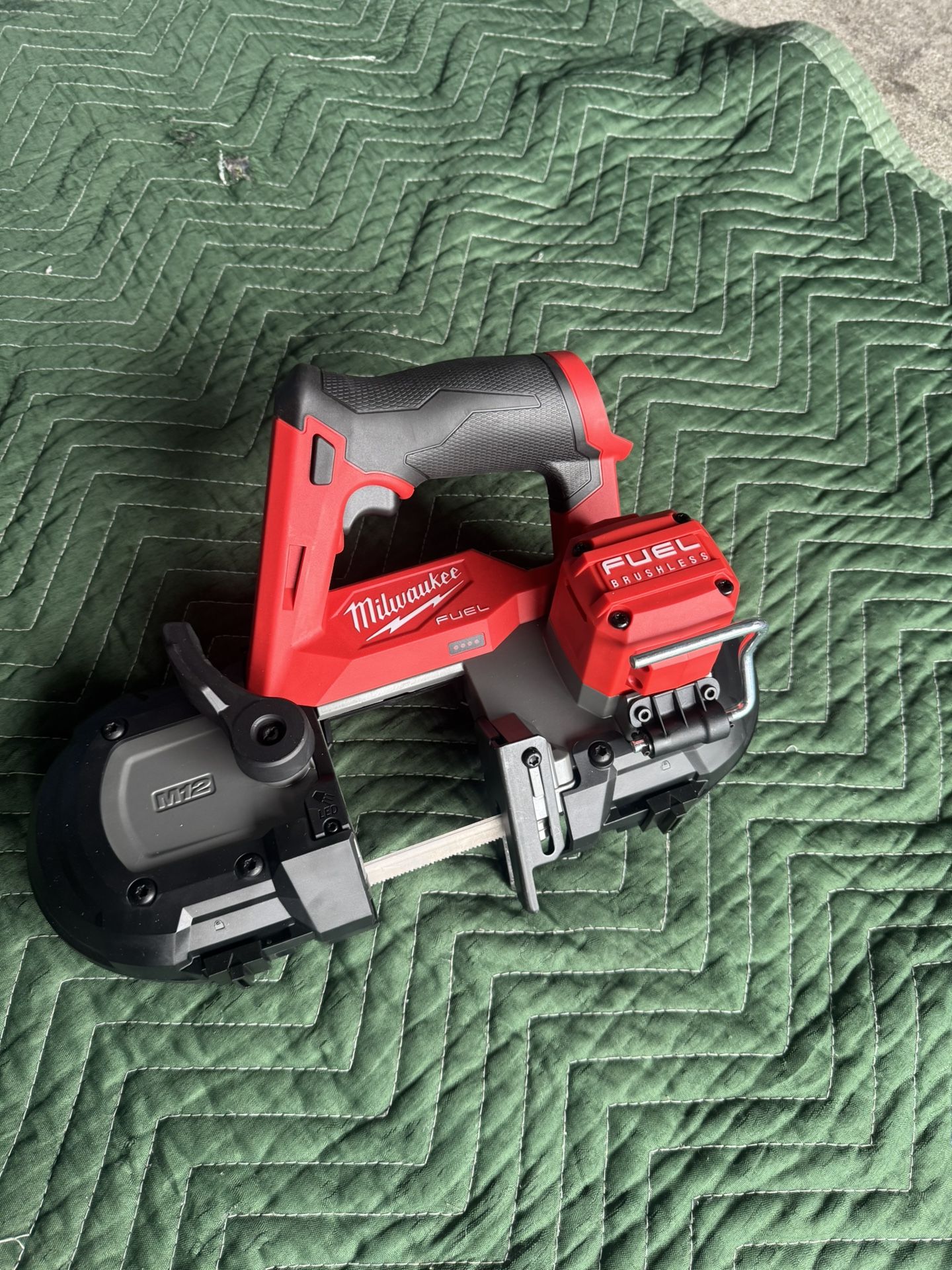 Milwaukee M12
