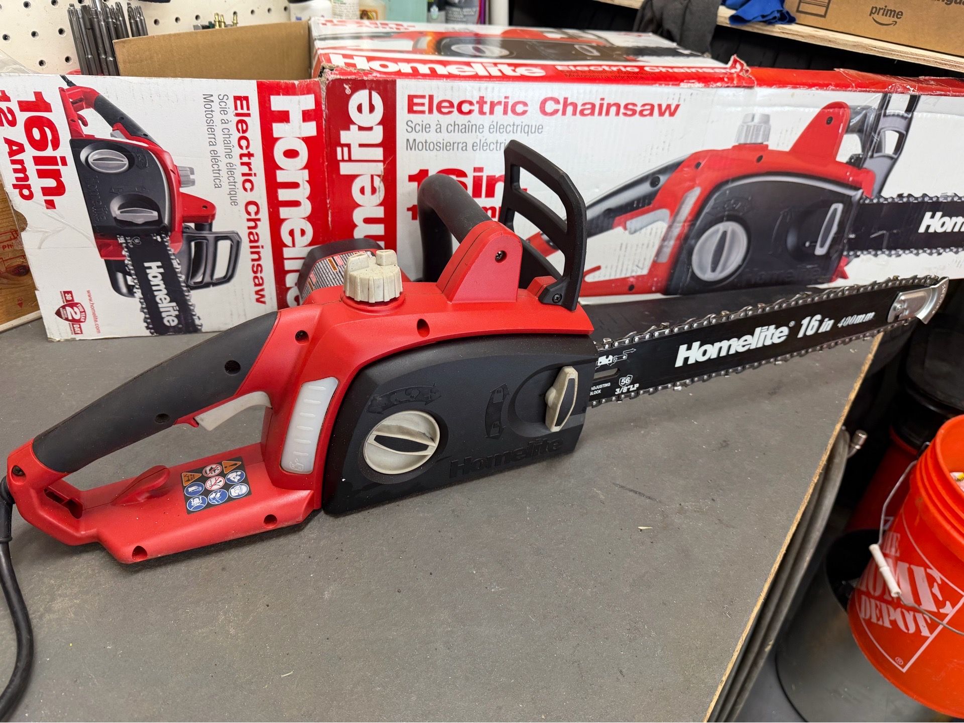 HomeLite 16in. Electric Chainsaw