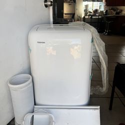 Air Conditioner Portable Air Conditioner ac Like New Wifi