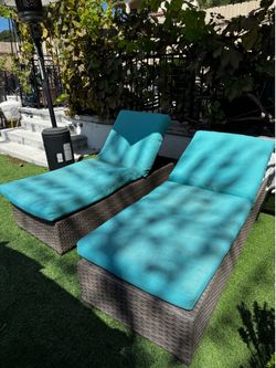 Reclining Chaise Lounge Chairs with Cushions