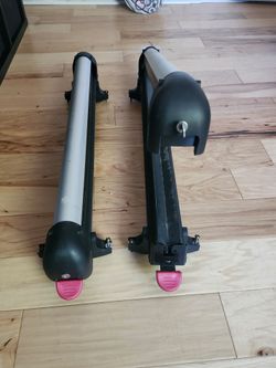 Ski/snowboard rack