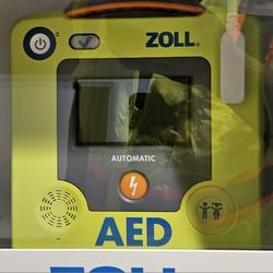 The ZOLL  AED 3 
